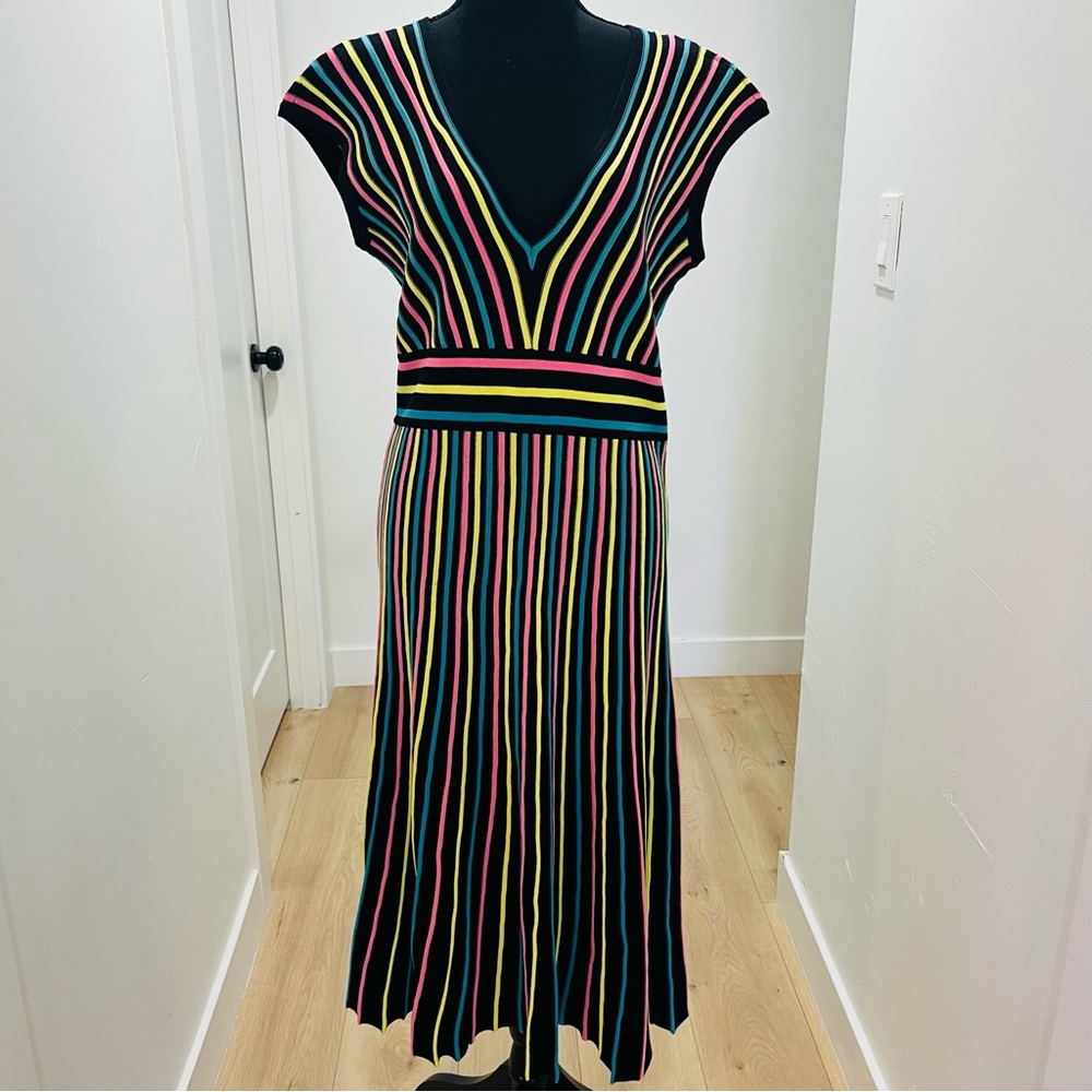 *NWT* Never Worn! 525 America Striped V-Neck Midi Dress